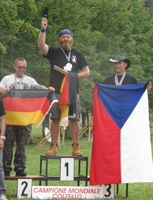 Podium knives World Champions Precision male: Werner, Frank, Stany