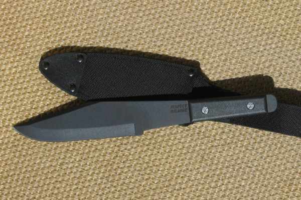 Review of the classic Perfect Balance throwing knife by ColdSteel.